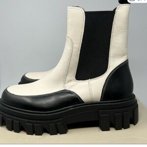 Marc Fisher Morgan Boots